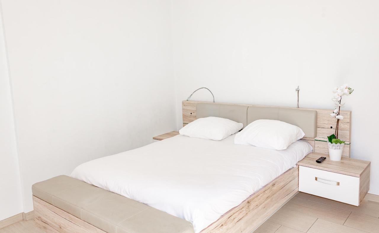 Hotel Et Appartements Reine D'Azur Roquebrune-Cap-Martin Luaran gambar