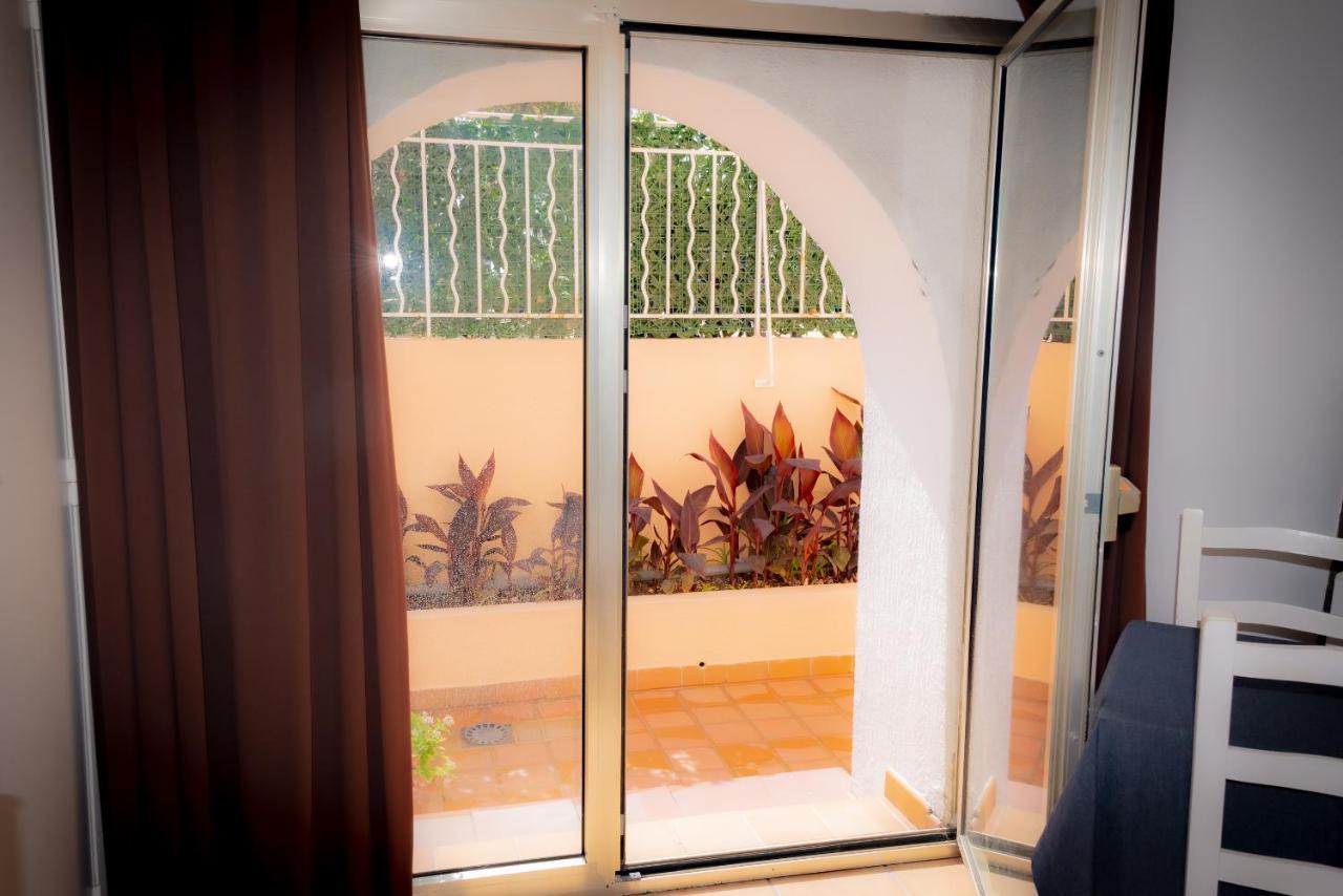 Hotel Et Appartements Reine D'Azur Roquebrune-Cap-Martin Luaran gambar